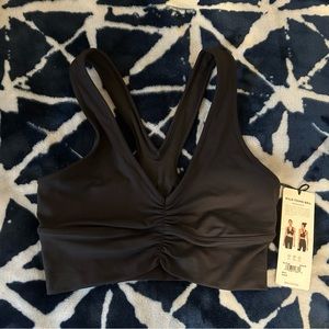 Alo Yoga wild thing bra